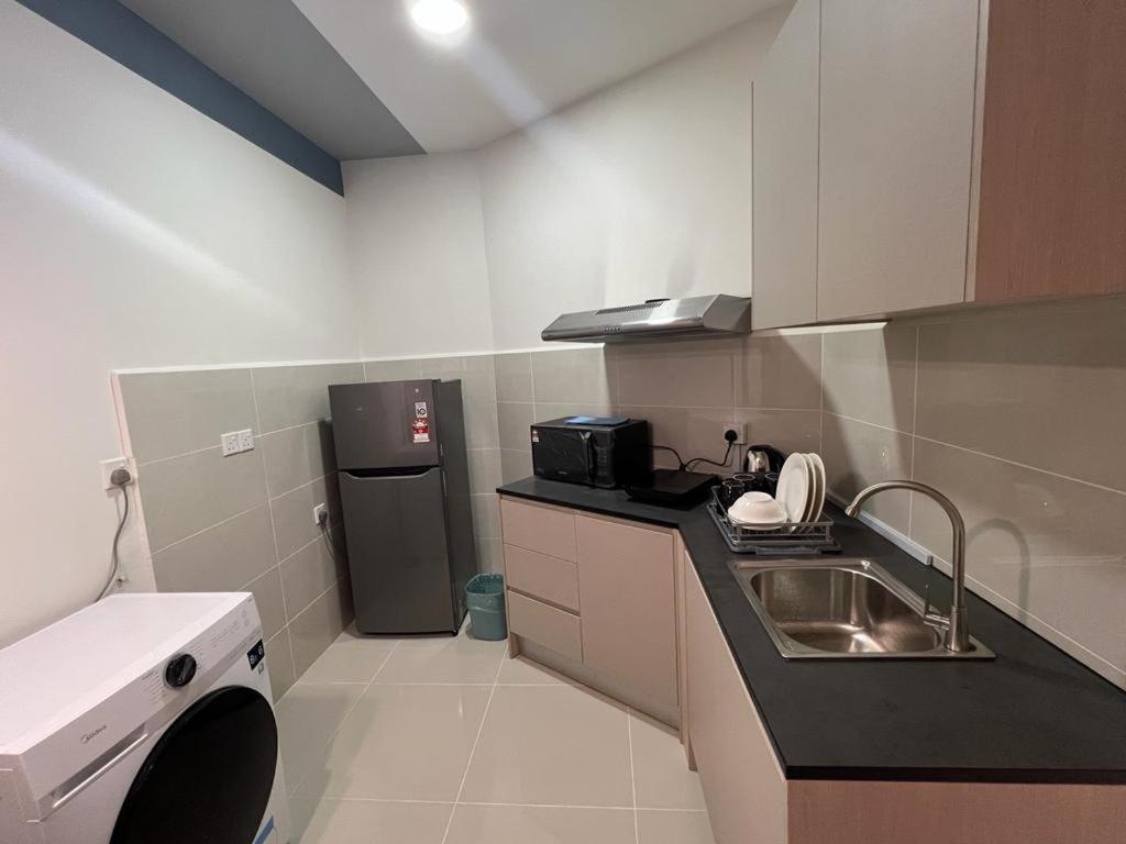 Centre @ The Shore By Casa Yolo Kota Kinabalu