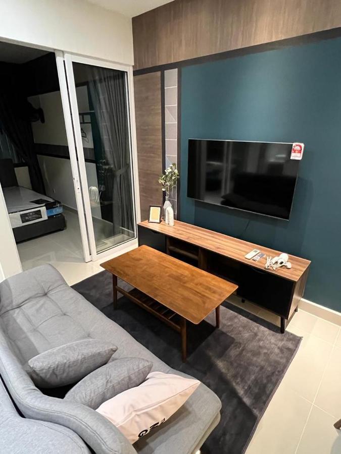 Centre @ The Shore By Casa Yolo Kota Kinabalu