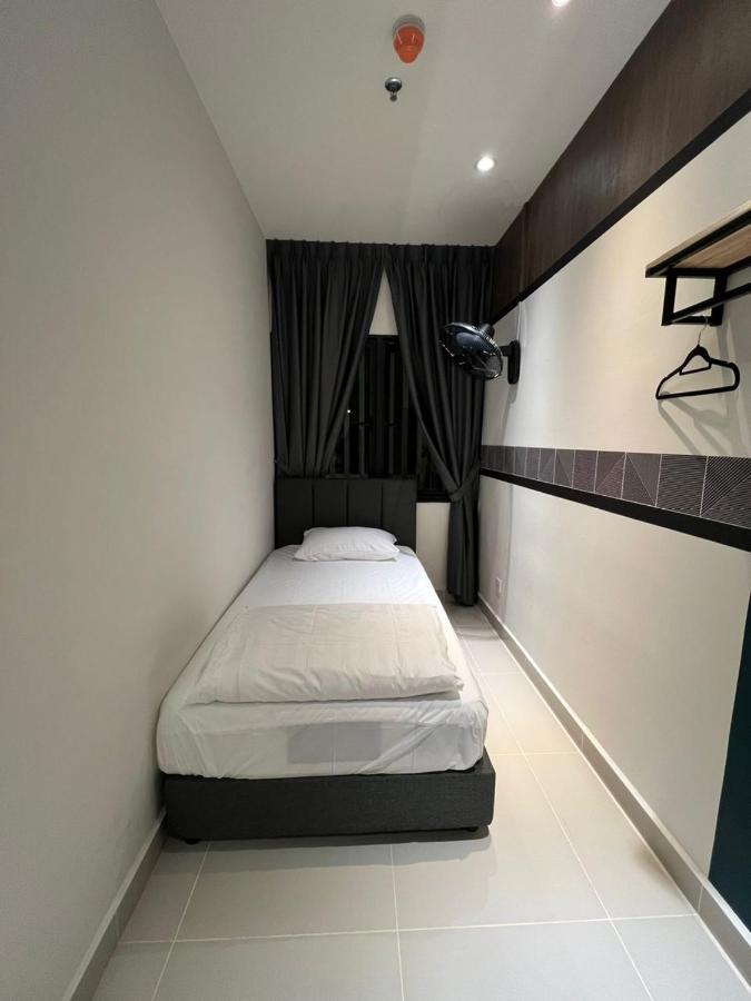 Centre @ The Shore By Casa Yolo *