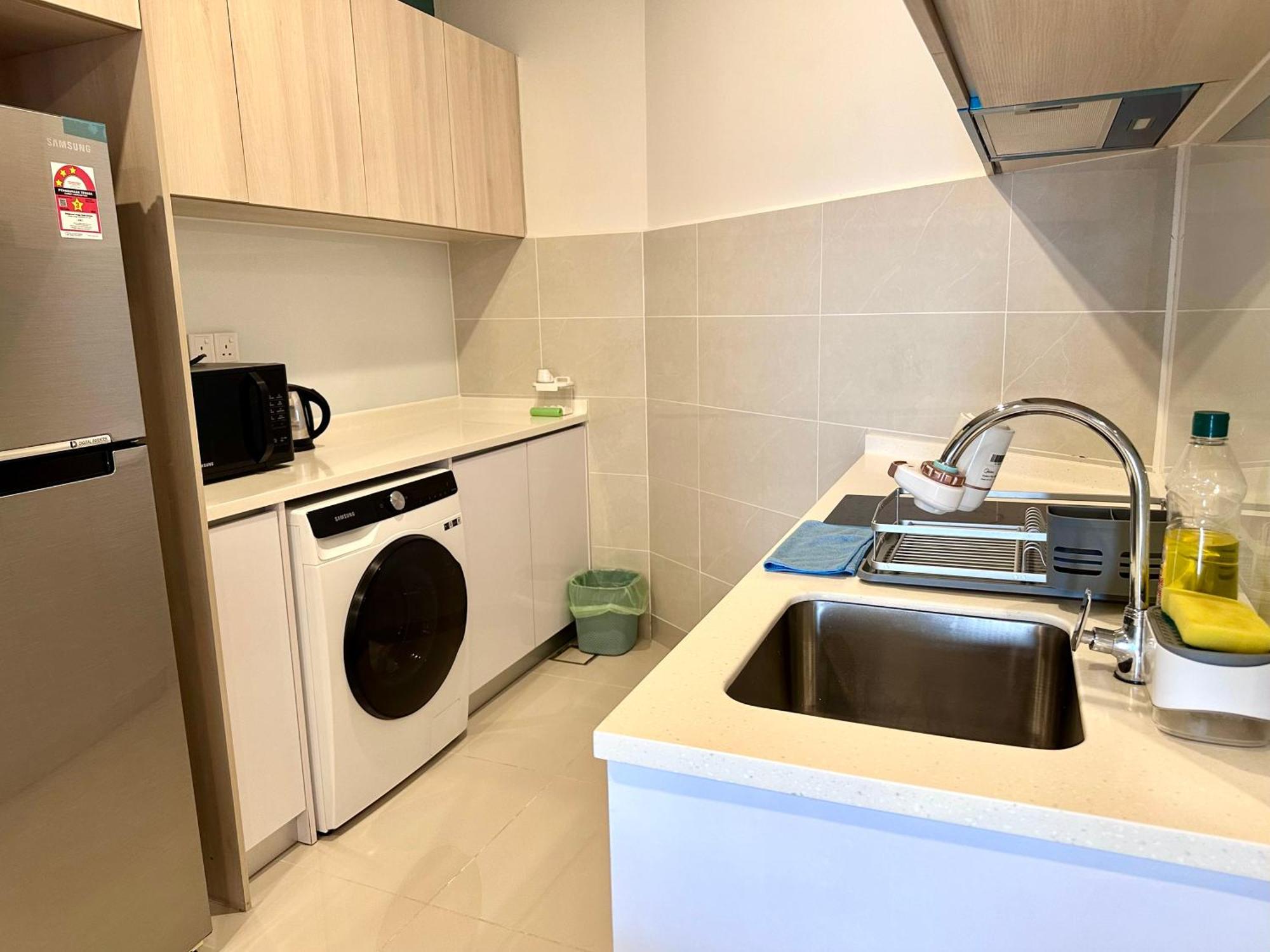 Apartment Centre @ The Shore By Casa Yolo Kota Kinabalu