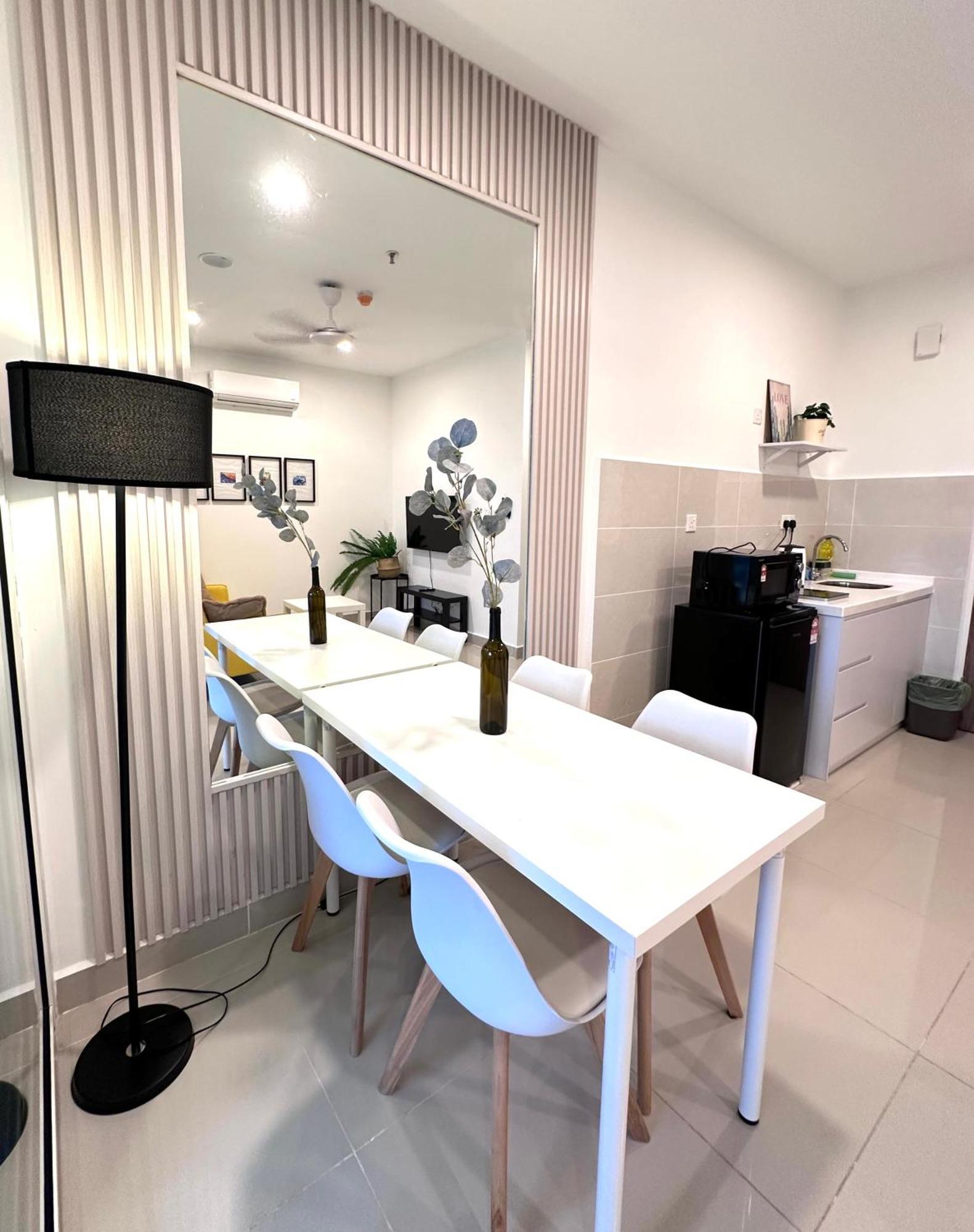 Apartment Centre @ The Shore By Casa Yolo