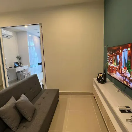 Kota Kinabalu City Centre @ The Shore By Casa Yolo Exterior photo