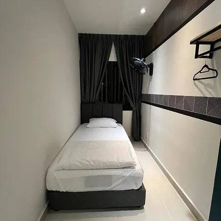 Kota Kinabalu City Centre @ The Shore By Casa Yolo Exterior photo