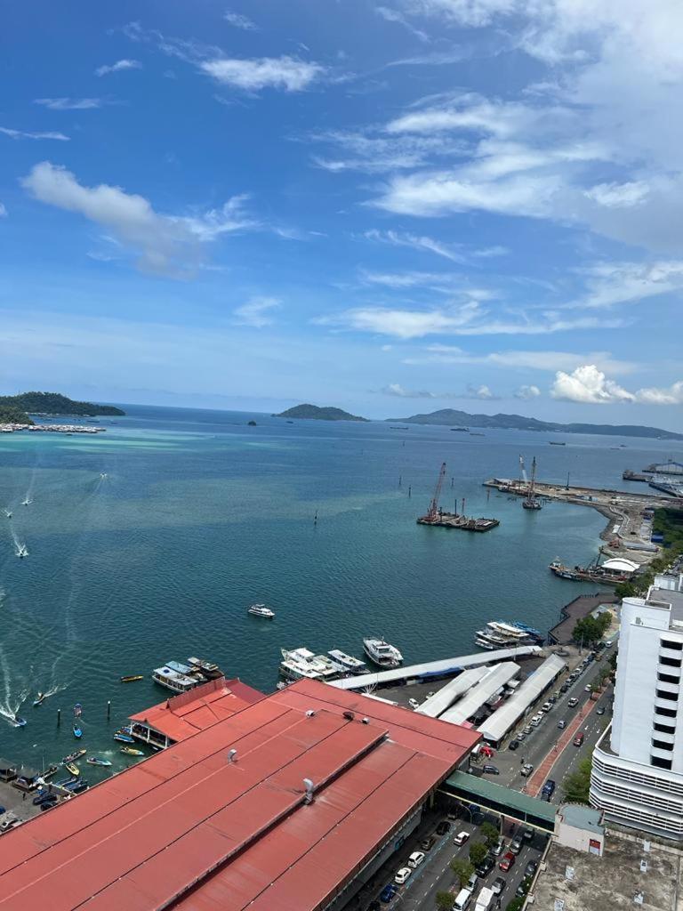 Centre @ The Shore By Casa Yolo Kota Kinabalu
