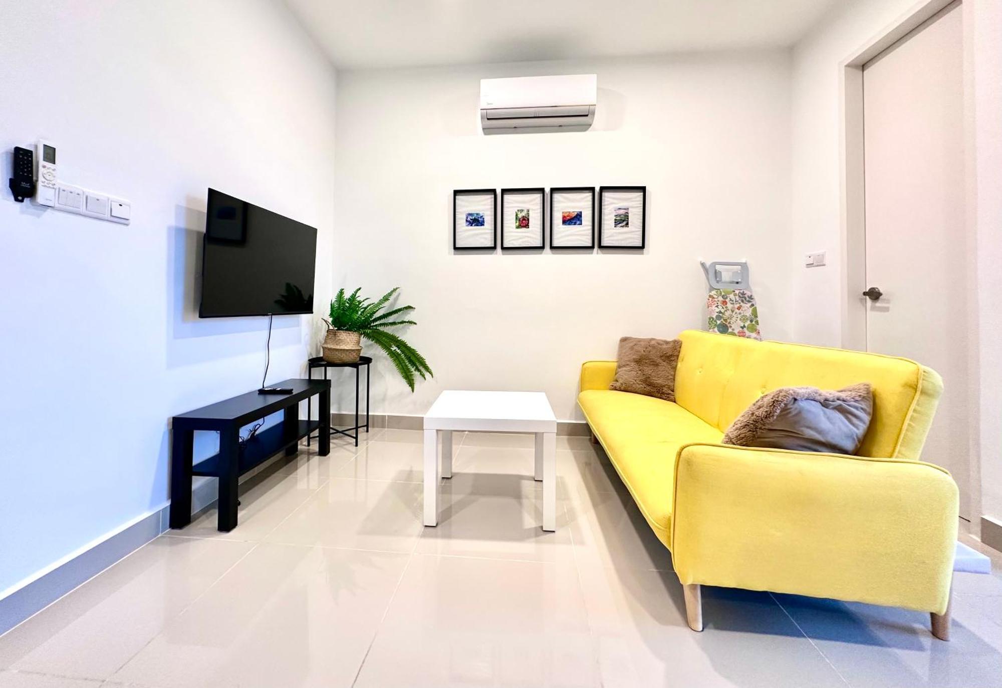 Centre @ The Shore By Casa Yolo * Kota Kinabalu